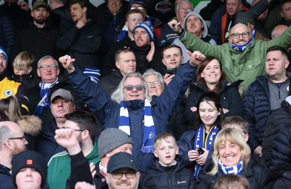 Scunthorpe United v Chester-5
