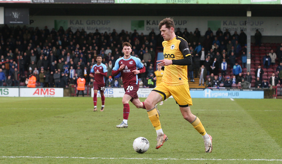 Scunthorpe United v Chester-21