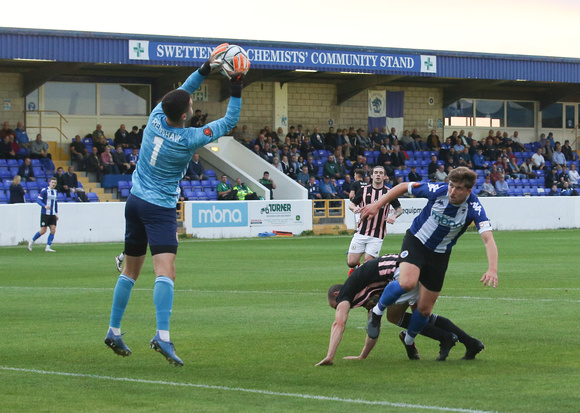 Chester v Curzon Ashton-15