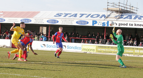 DAGENHAM & REDBRIDGE 3-2 CHESTER (15 of 34)