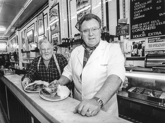 F Cooke Pie & Mash (1 of 1)