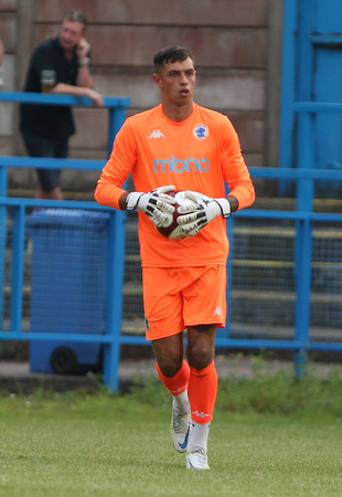 Stalybridge Celtic v Chester-12