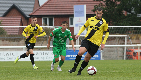 Nantwich Town v Chester-10