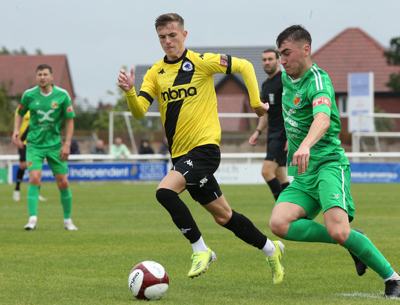Nantwich Town v Chester-15