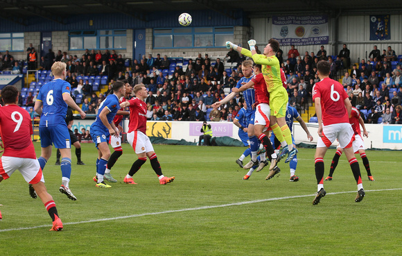 Chester v Man Utd-17
